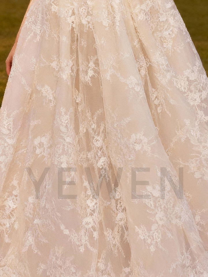 Romantic Halter V Neck Wedding Dress A Line Lace Bridal Gown