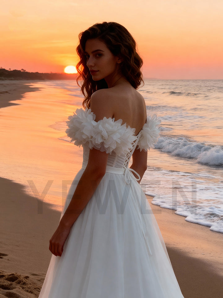 A Line Romantic 3D Floral Appliques Bridal Dress Beach Wedding Dress