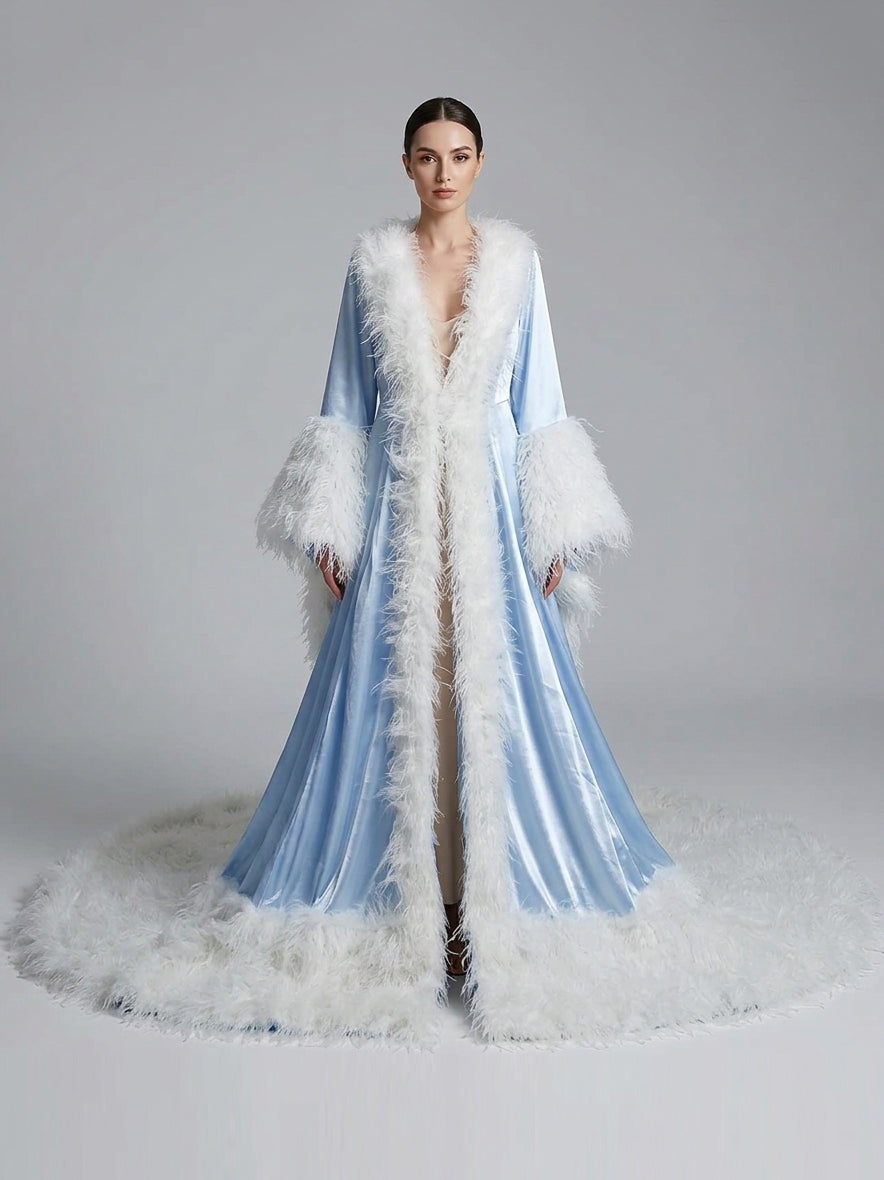 Luxury Fur Collars Christmas Classic Fashion Long Evening Dress New Years Even Robes Wedding Cape YW243135
