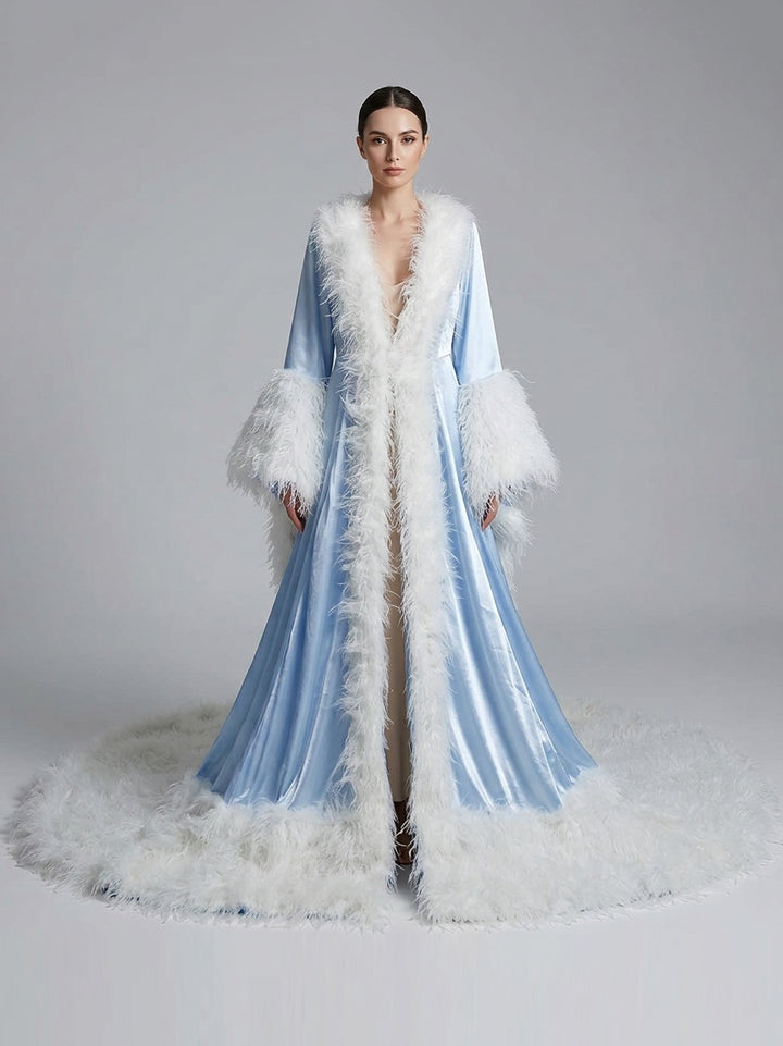 Luxury Fur Collars Christmas Classic Fashion Long Evening Dress New Years Even Robes Wedding Cape YW243135