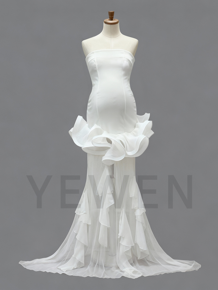 Elegant White Strapless Mermaid Maternity Dress Unique Spandex Pregnancy Gown