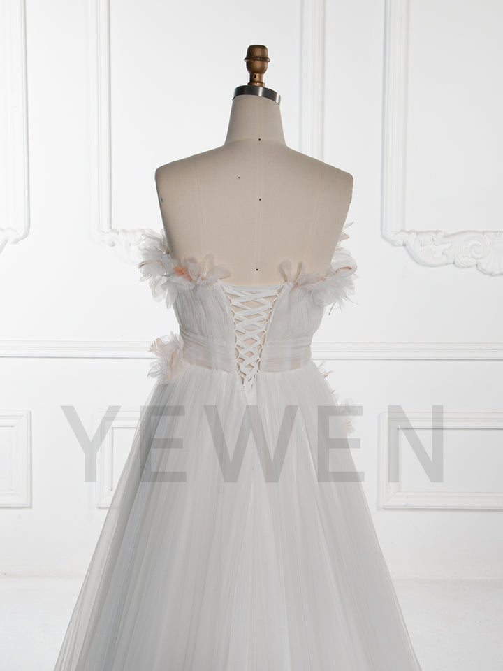 Elegant Tulle Dress for Photoshoot  with Delicate 3D Floral Birthday Gown Bridal Dresses YW250052