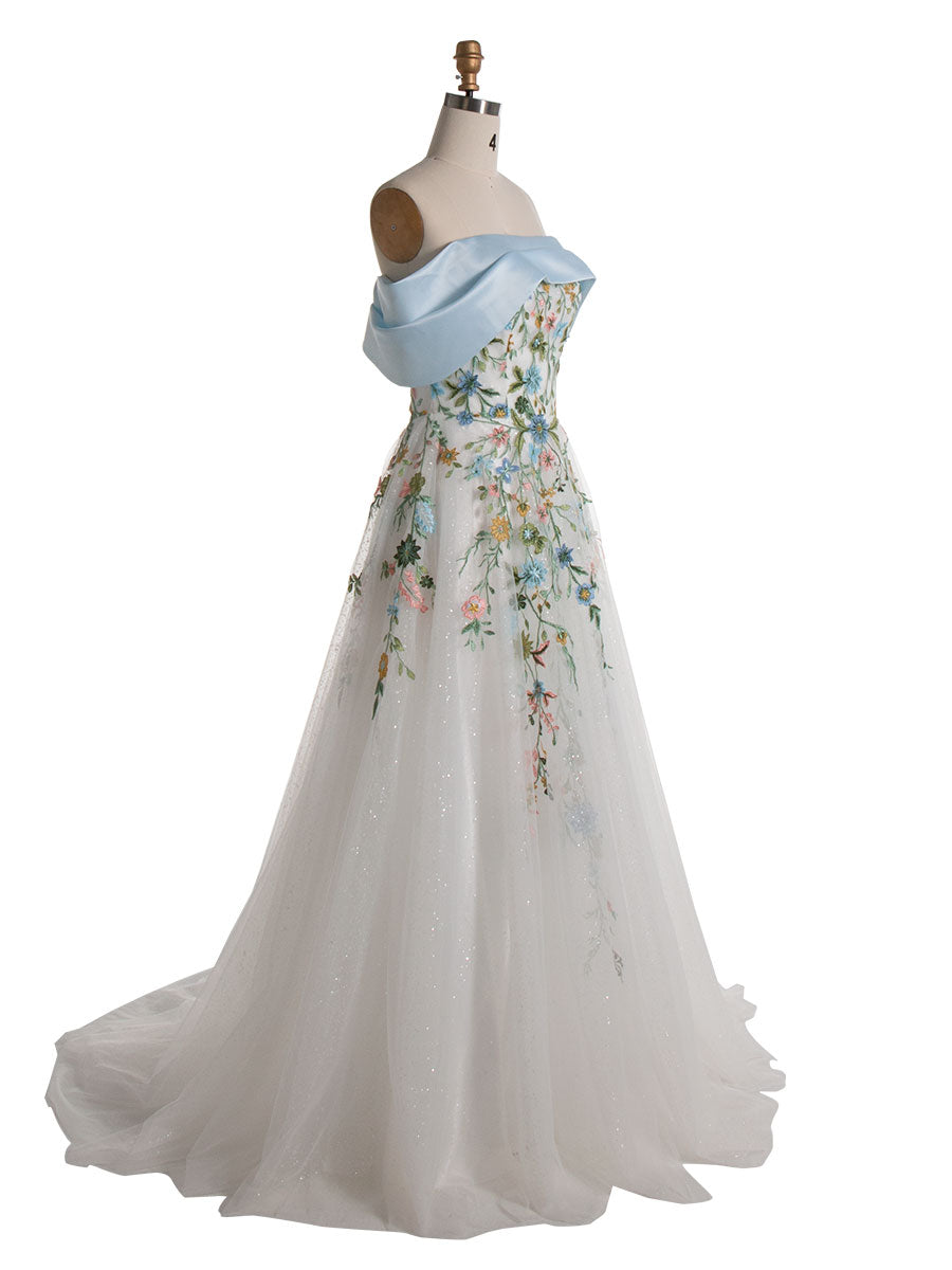 Unique Colorful 3D Embroidery Wedding Dress Flowy A-Line Garden Wedding Gown YE2554 Unique Colorful 3D Embroidery Wedding Dress Flowy A-Line Garden Wedding Gown YE2554