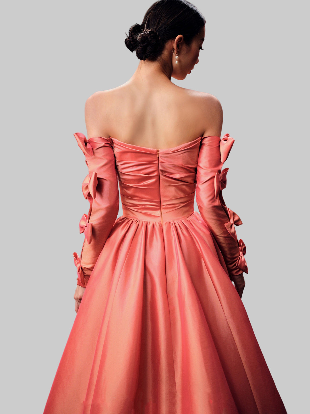 Elegant Satin Evening Dress Long Sleeves Formal Gown
