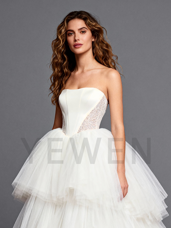 Elegant Sleeveless Ball Gown Wedding Dress 2026 Tiered Tulle Detachable Train Bridal Dress