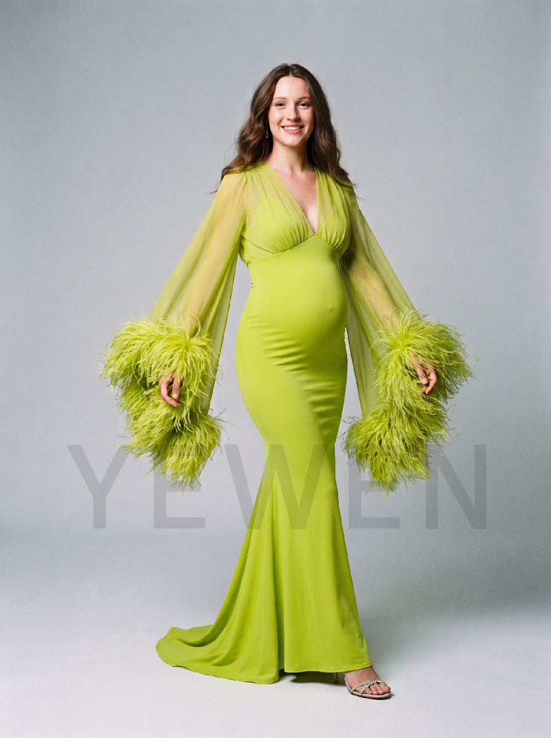 V-Neck Swimwear Fabric Maternity Photoshoot Gown with Feather Cuffs ZO269004