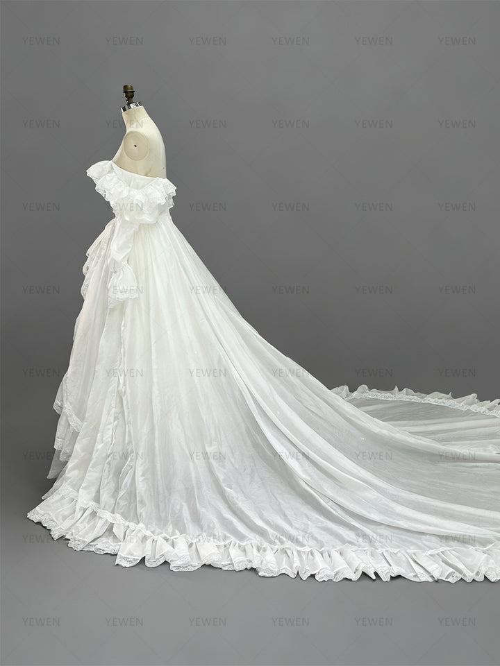 Off-the-shoulder Gown with Adjustable Train Elegant Special Event Ball Gown YW260265-1