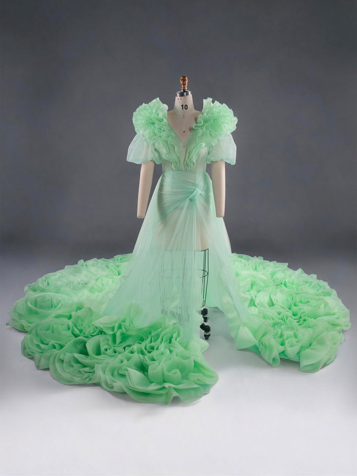 Luxury Mint Green Photo Shoot Gown Ruffle Deep V-Neck Puff Sleeve Avant-Garde Runway Gown YW260322