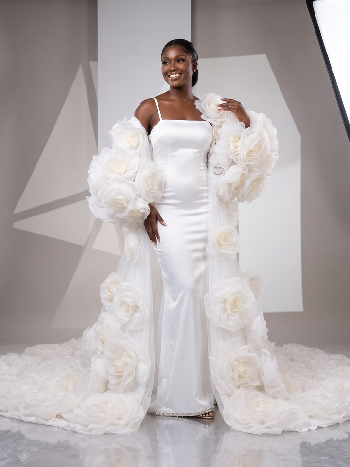 Gorgeous Handmade Rose Bridal Robes Off-shoulder Wedding Cape YW241008