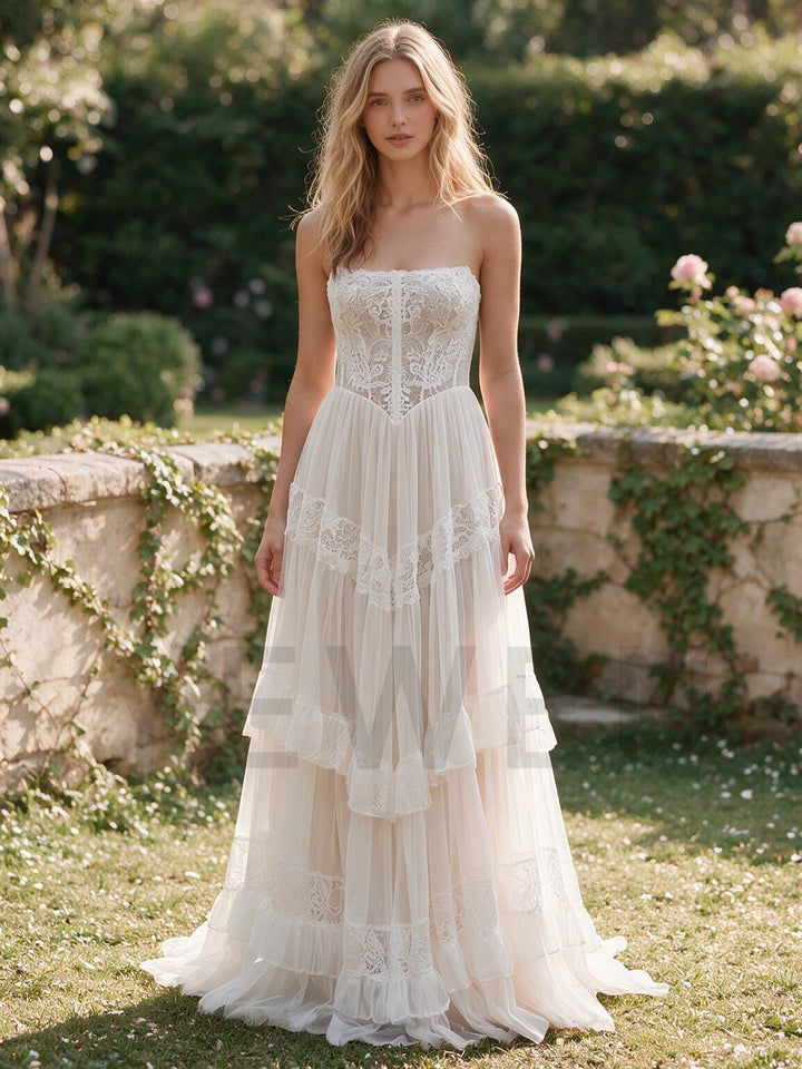 Ivory Strapless Sweetheart Lace Boho Wedding Dress with Tiered Ruffle Skirt