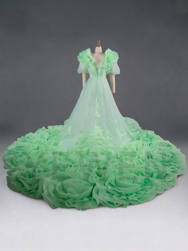 Luxury Mint Green Photo Shoot Gown Ruffle Deep V-Neck Puff Sleeve Avant-Garde Runway Gown YW260322