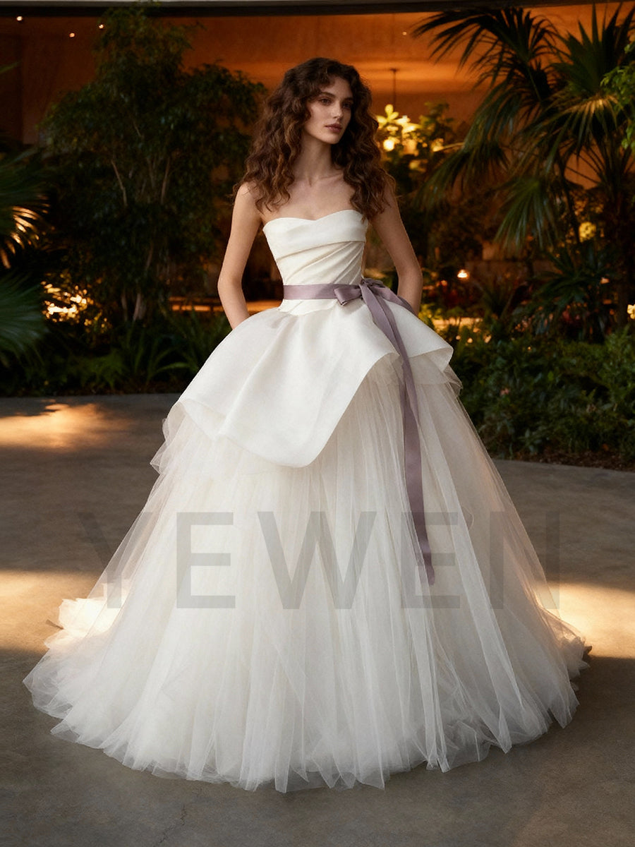 Tulle Wedding Dress Strapless Elegant Bridal Ball Gown 2025