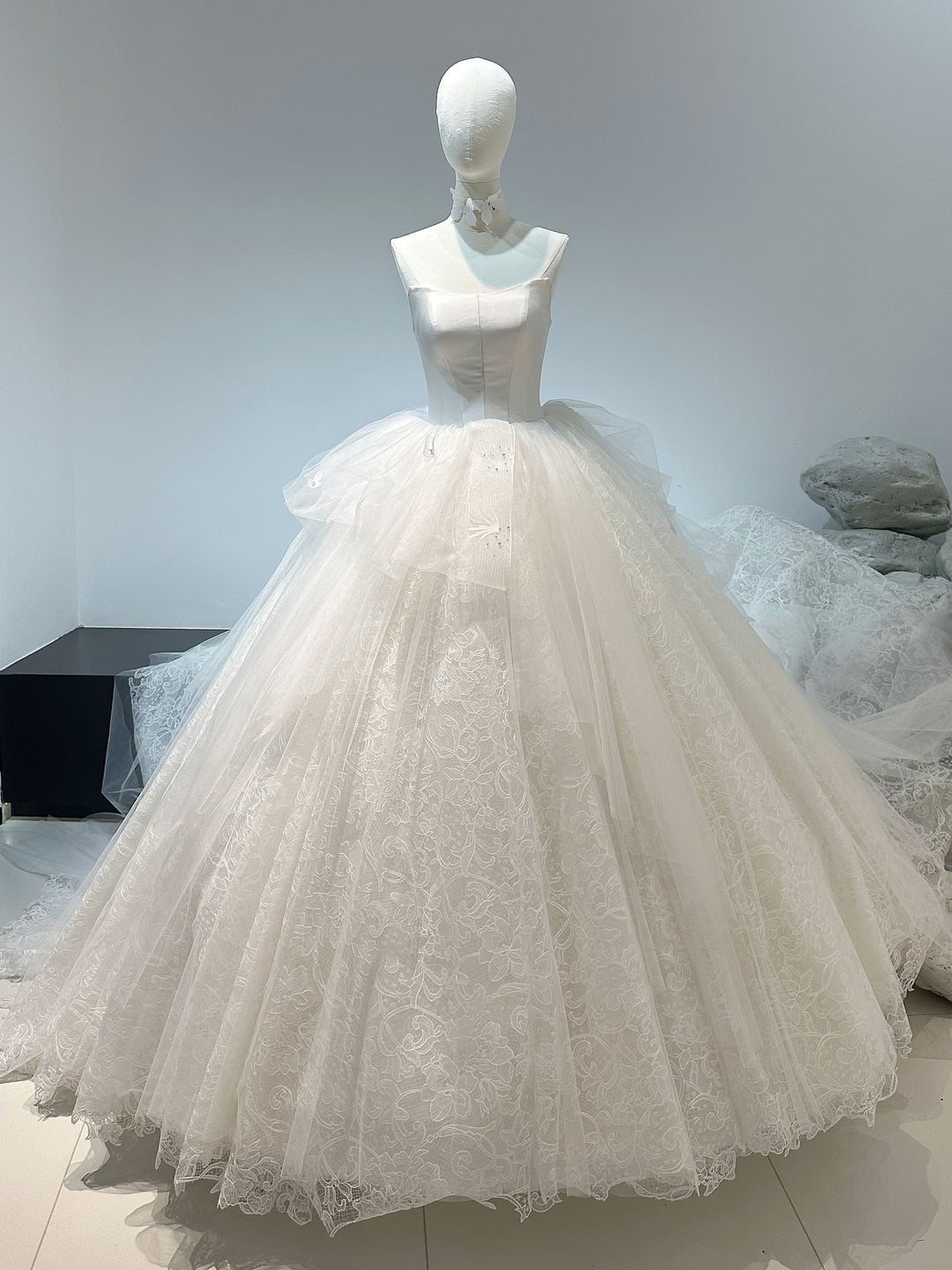 French Lace Corset Wedding Bridal Dress Classic Romantic Elegant Princess Ball Gown YW0830 French Lace Corset Wedding Bridal Dress Classic Romantic Elegant Princess Ball Gown YW0830
