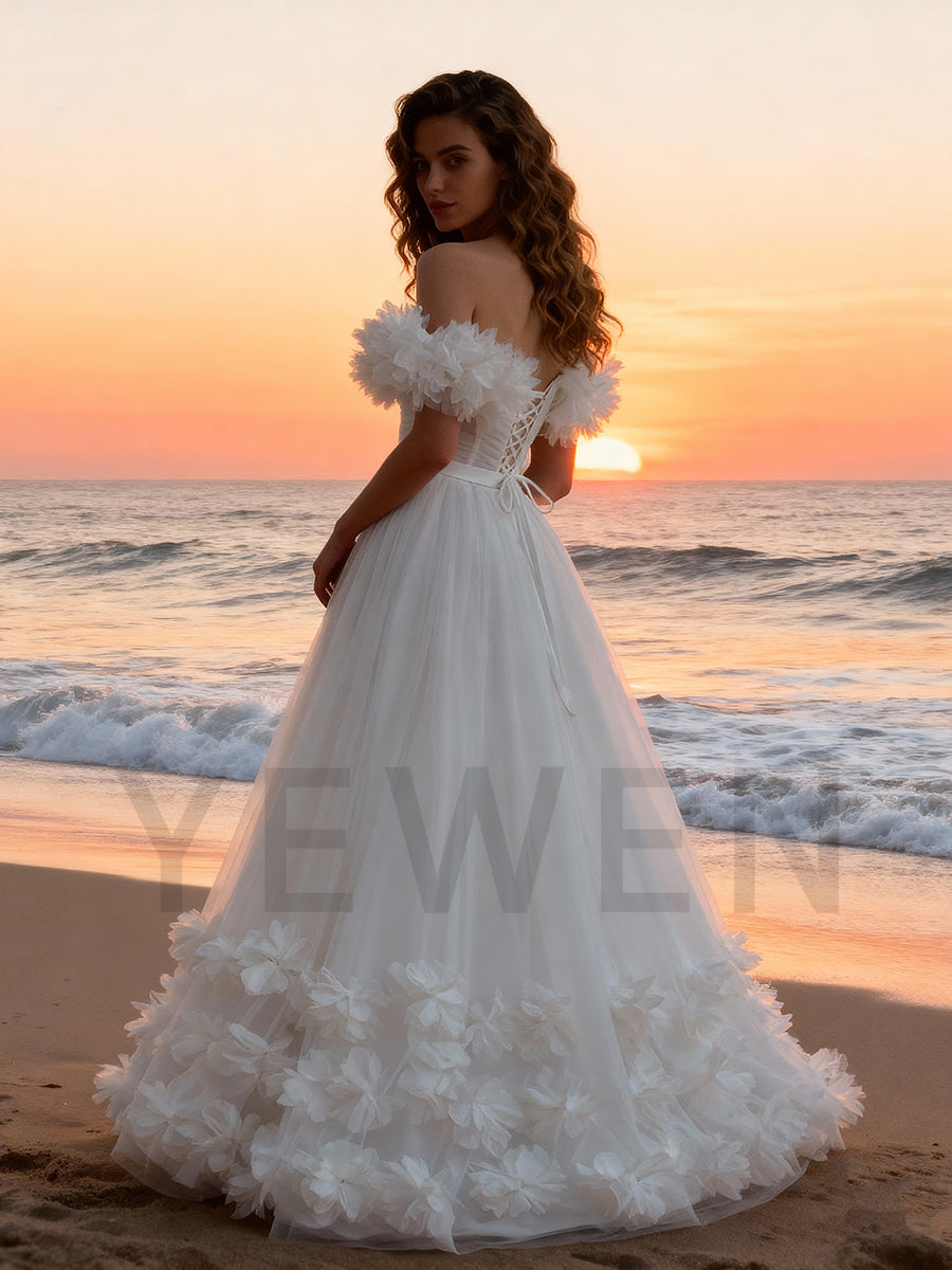 A Line Romantic 3D Floral Appliques Bridal Dress Beach Wedding Dress