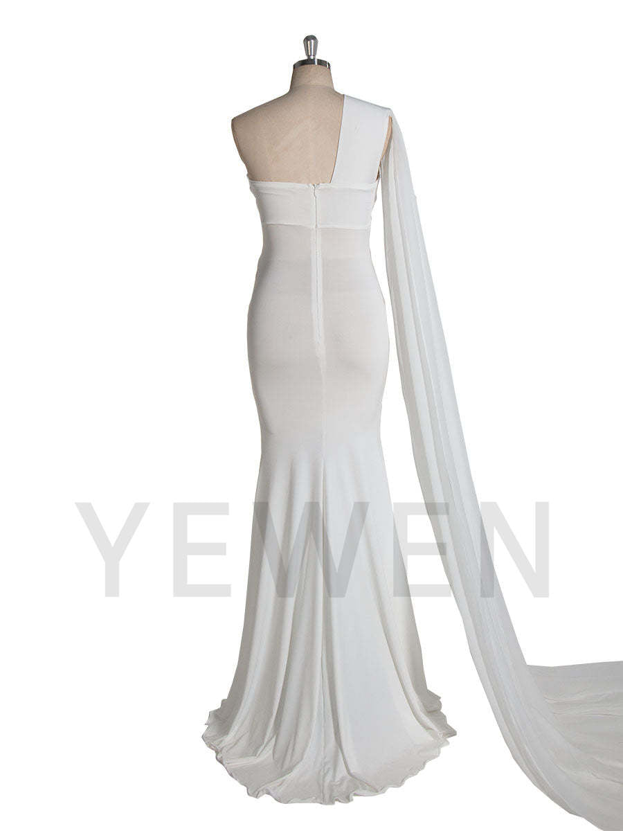 Back view of elegant mermaid maternity gown with beautiful details
