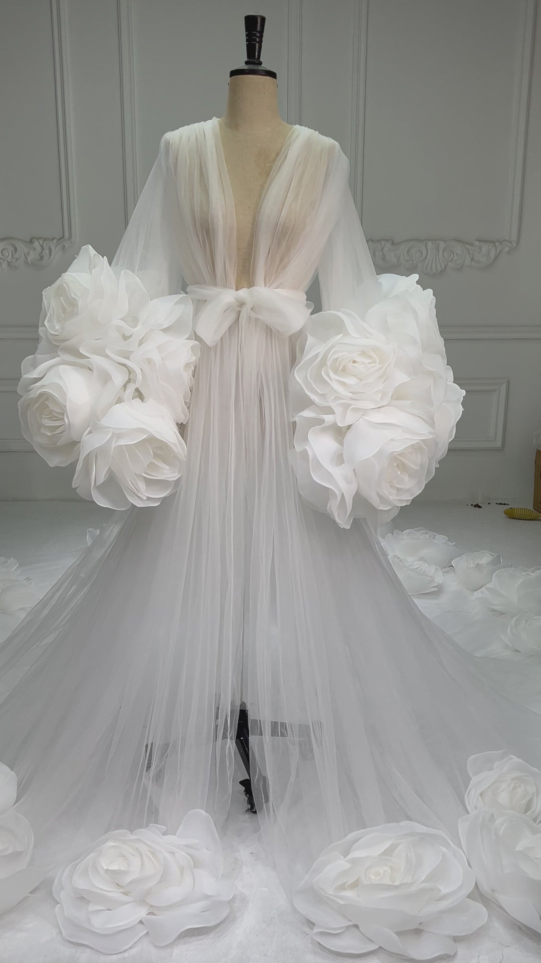 Luxury 3D Rose Sheer Tulle Robe Elegant Long Train Gown for Photoshoots Special Occasions YW250059