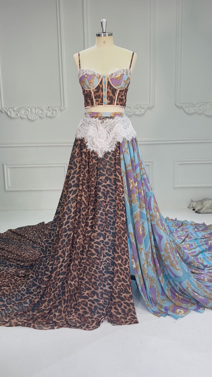 Exotic Leopard & Baroque Print Two-Piece Gown with Lace Detail and Flowing Train Photoshoot Outfit YW250066-1