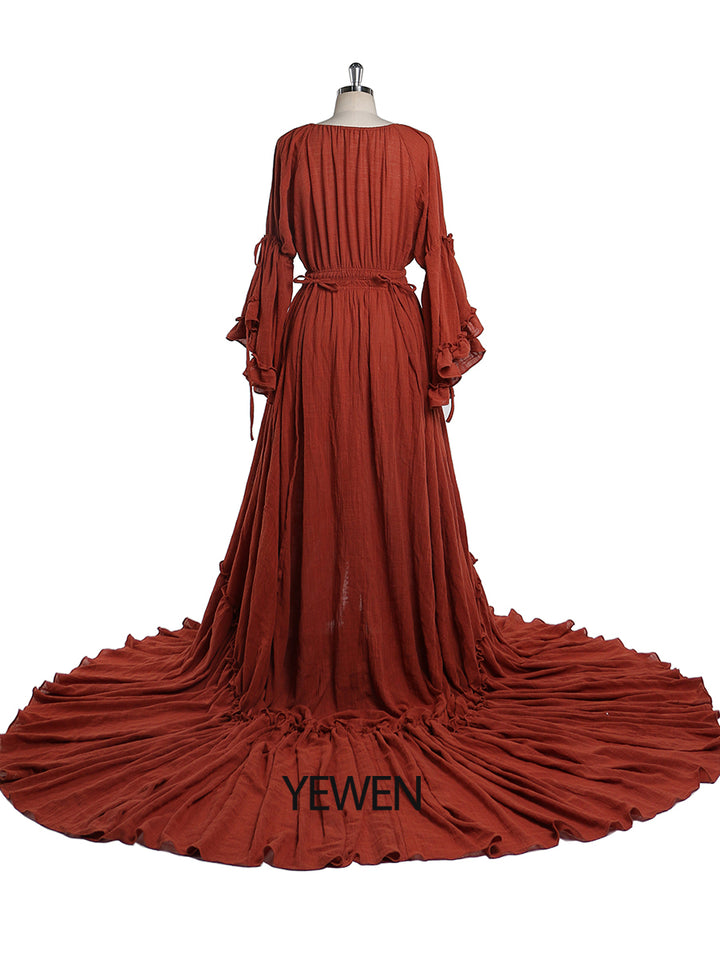 Back view of photography dress designed for elegant baby shower and pregnancy photography