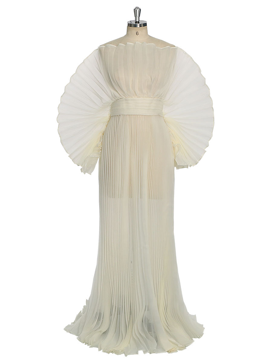 Lifestyle real shot of pleated maternity photoshoot dress for natural pregnancy and baby shower photography