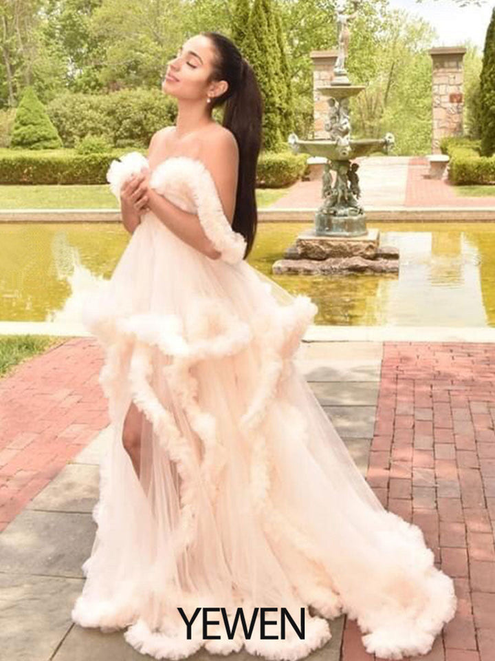 Lifestyle real shot of sleeveless maternity dress for photoshoot designed for baby shower and pregnancy photography